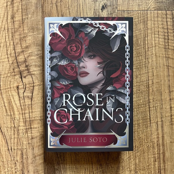 Fairyloot Other - Fairyloot Rose In Chains